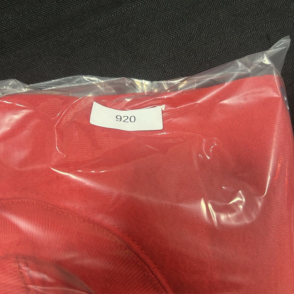 Vintage Fruit Of The Loom Crew Neck Sweatshirt Men's Medium Santa Fe Red USA - Picture 7 of 7